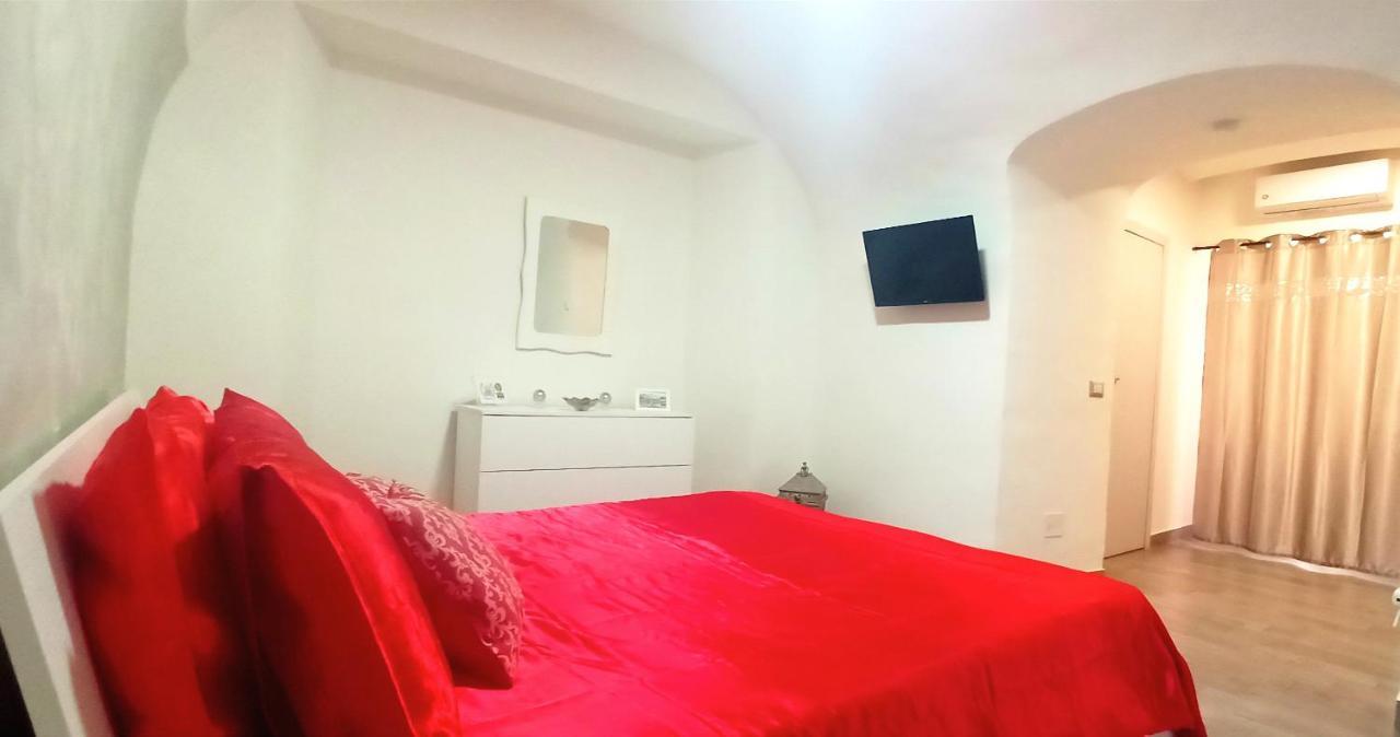 Napoli Pop Chiaia Apartment ภายนอก รูปภาพ