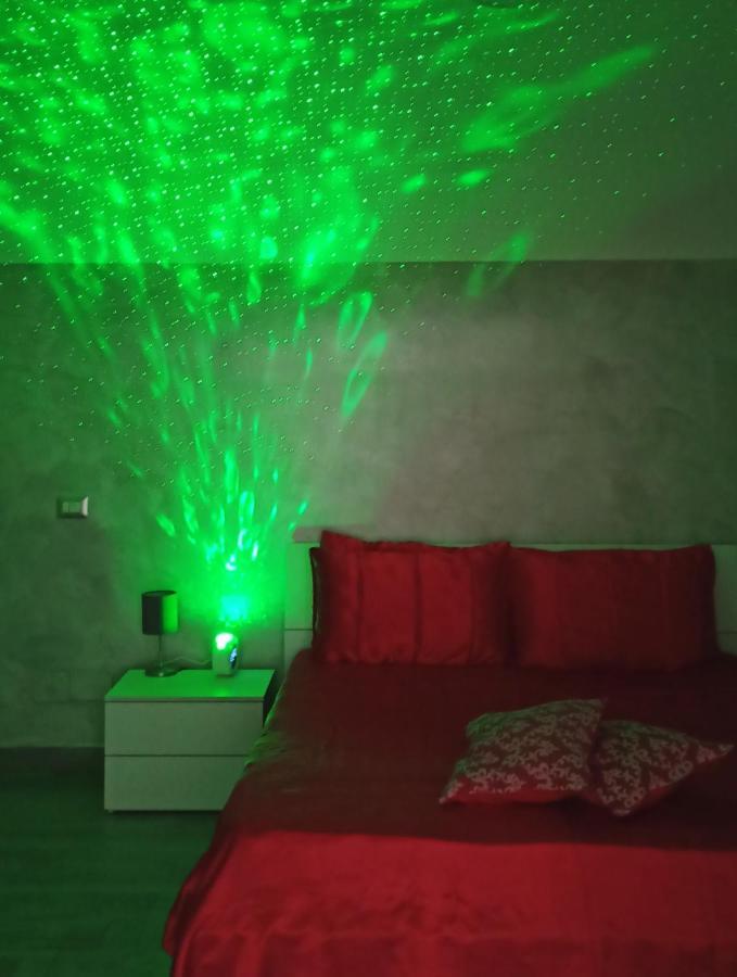 Napoli Pop Chiaia Apartment ภายนอก รูปภาพ