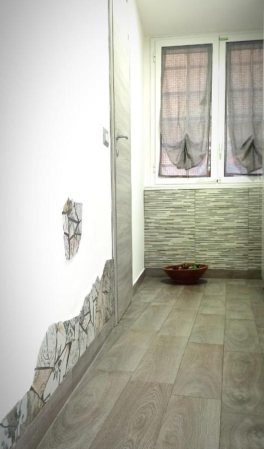Napoli Pop Chiaia Apartment ภายนอก รูปภาพ