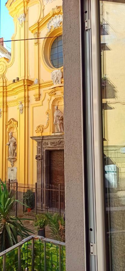 Napoli Pop Chiaia Apartment ภายนอก รูปภาพ