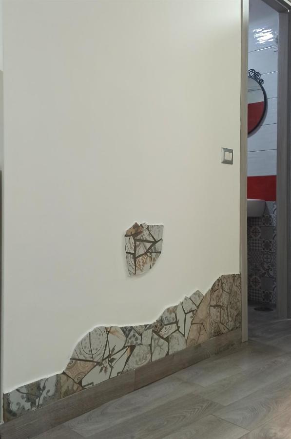 Napoli Pop Chiaia Apartment ภายนอก รูปภาพ